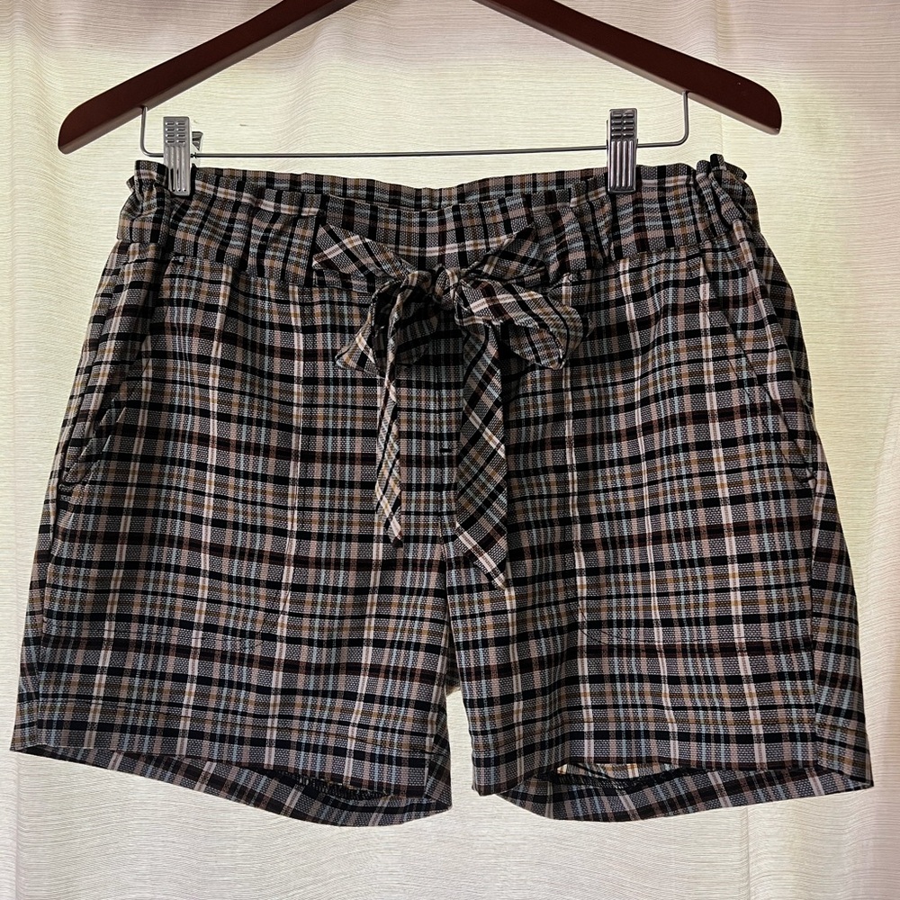 Plaid paper bag shorts